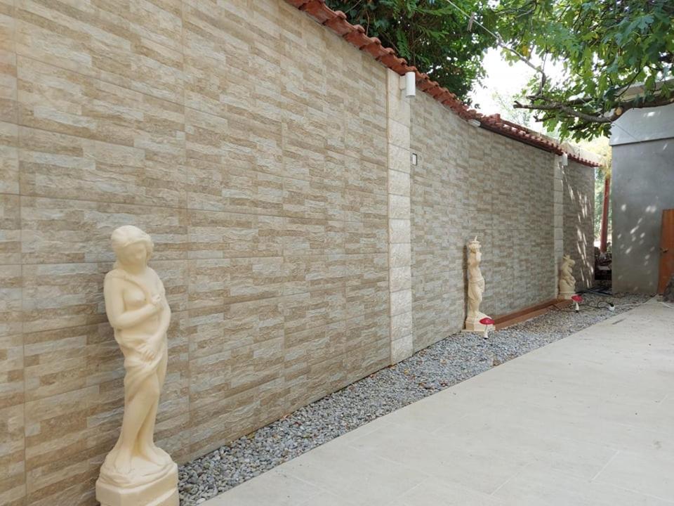 Guest House Ivana อิกาโล ภายนอก รูปภาพ