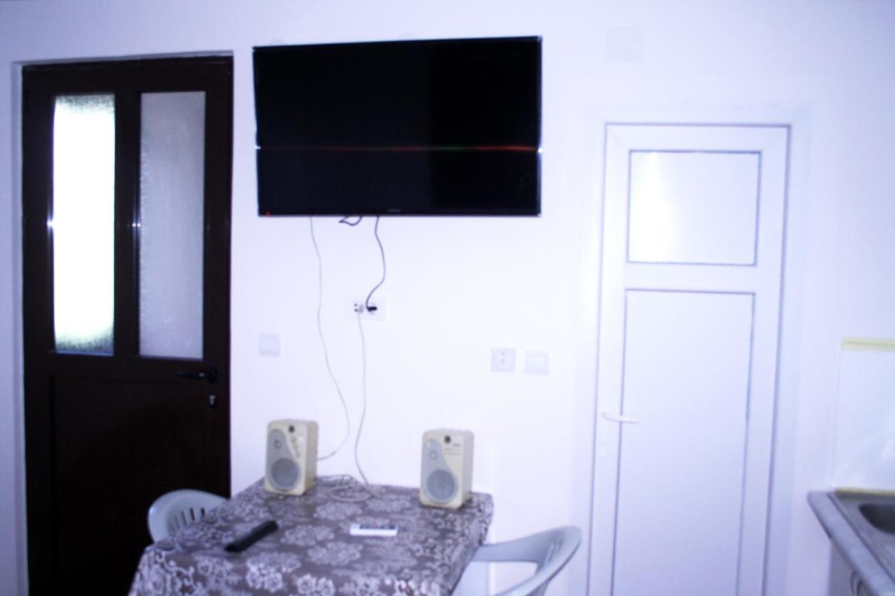 Guest House Ivana อิกาโล ภายนอก รูปภาพ